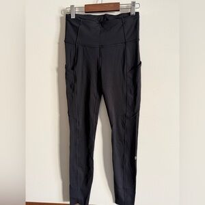 Lululemon Fast and Free Cool 25 size 4 black
